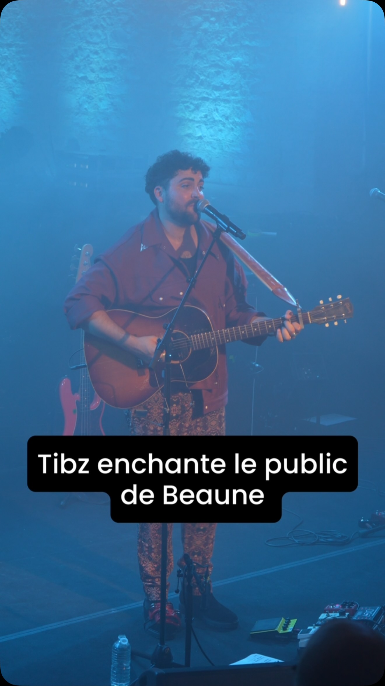Vendredi 25/09, c’était la rentrée de la @lanternemagiquebeaune avec @bonjourloe et @___tibz___ ! Avez-vous reconnu ce titre ? 🤔 interviews des deux artistes très vite sur @curiocity.media 🎙️

👋 @enfoiresofficiel